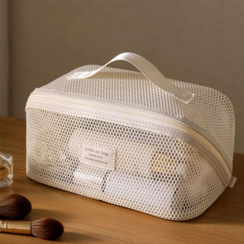 Light Luxury Mesh Travel Makeu - đánh giá và giá Luxury Skincare Items