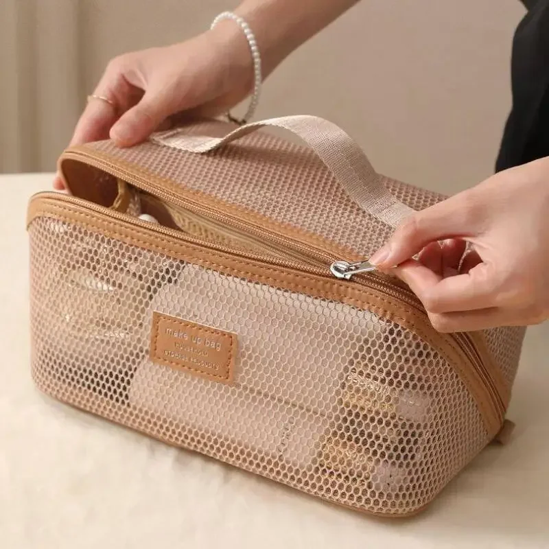 Light Luxury Mesh Travel Makeu - đánh giá và giá Luxury Skincare Items